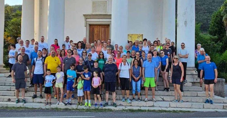 Il gesto dei cittadini per aiutare il sindaco ingrassato di 40 kg