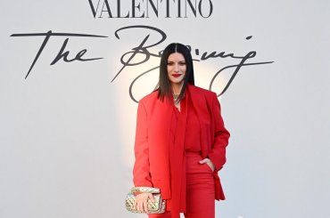 Laura Pausini in Grecia e in vacanza…cosa fa durante il suo relax…