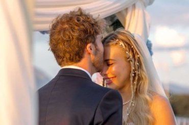 Matrimonio Ciavarro, cos’ha indossato la sorella della sposa, Micol Incorvaia