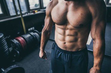 Desideri avere addominali forti e scolpiti? Basta seguire questo allenamento!