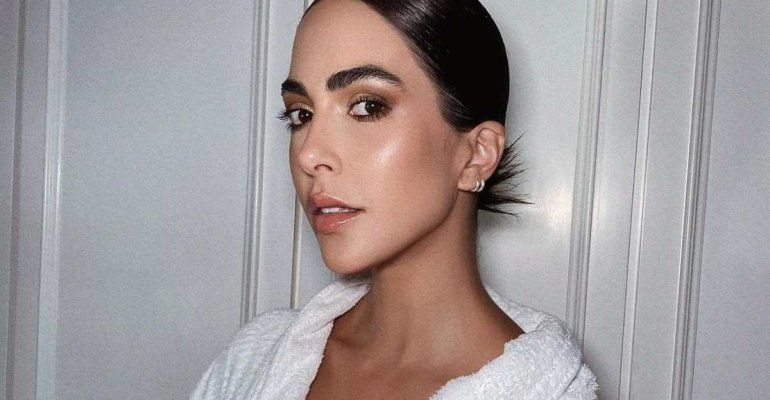 “Me sto a squaglià” Rocío Muñoz Morales in vacanza con la sua famiglia