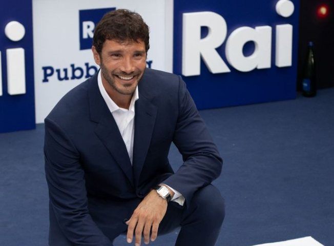 De Martino distrutto