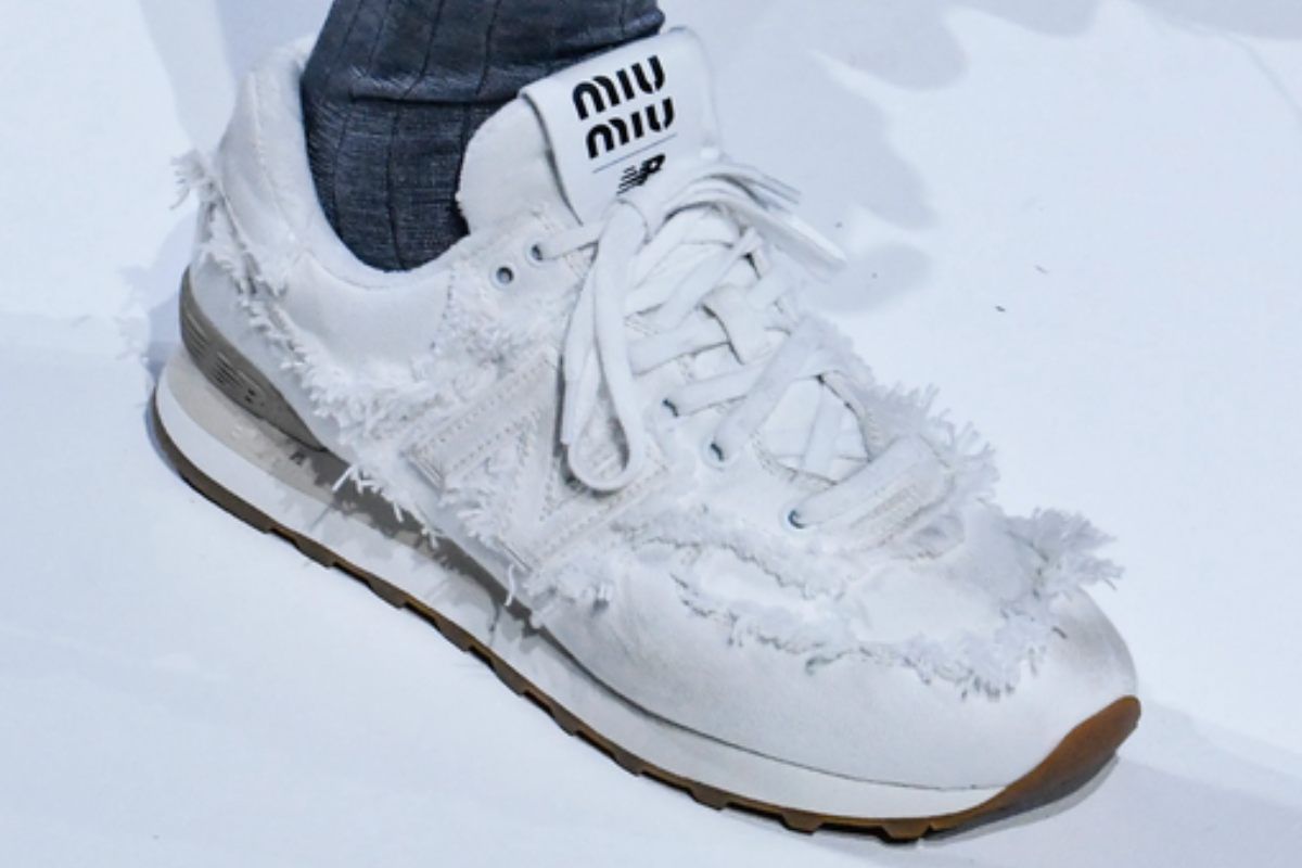 Sneakers bianche Miu Miu. Sneakers bianche Miu Miu.
