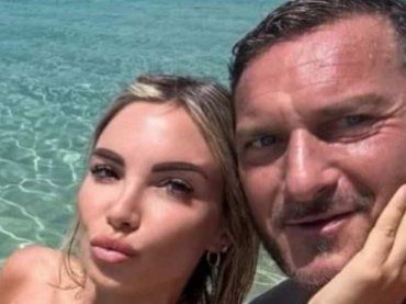 La nuova vita di Francesco Totti con Noemi Bocchi: la reazione dopo il nuovo “flirt” del popone
