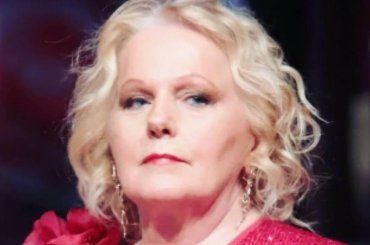 Katia Ricciarelli e l’amore, le pazzie fatte per gli uomini della sua vita: “Le mandavo da sola”