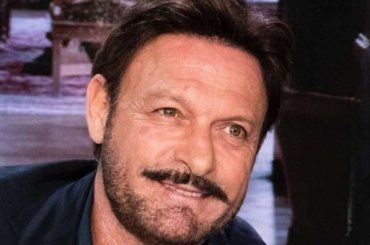 Totò Schillaci, il grande dolore della moglie Barbara e la rivelazione inaspettata: “È qui accanto a me”