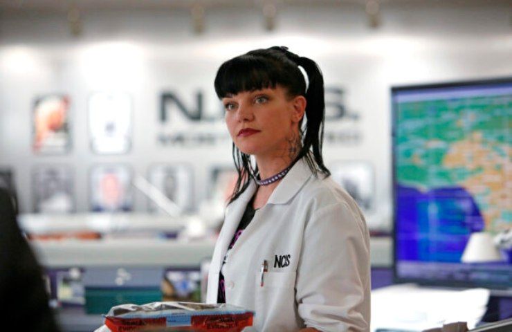 Pauley Perrette interpreta Abby Sciuto in NCIS. Pauley Perrette interpreta Abby Sciuto in NCIS.