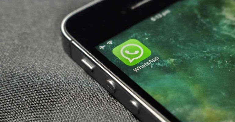In che modo nascondere l’ultimo accesso su WhatsApp ad un solo utente